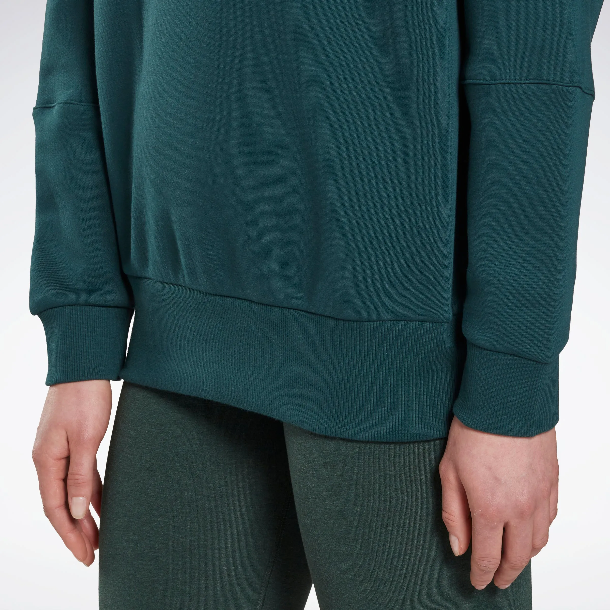 Reebok Apparel Women Studio Recycled Oversize Hoodie Forgrn