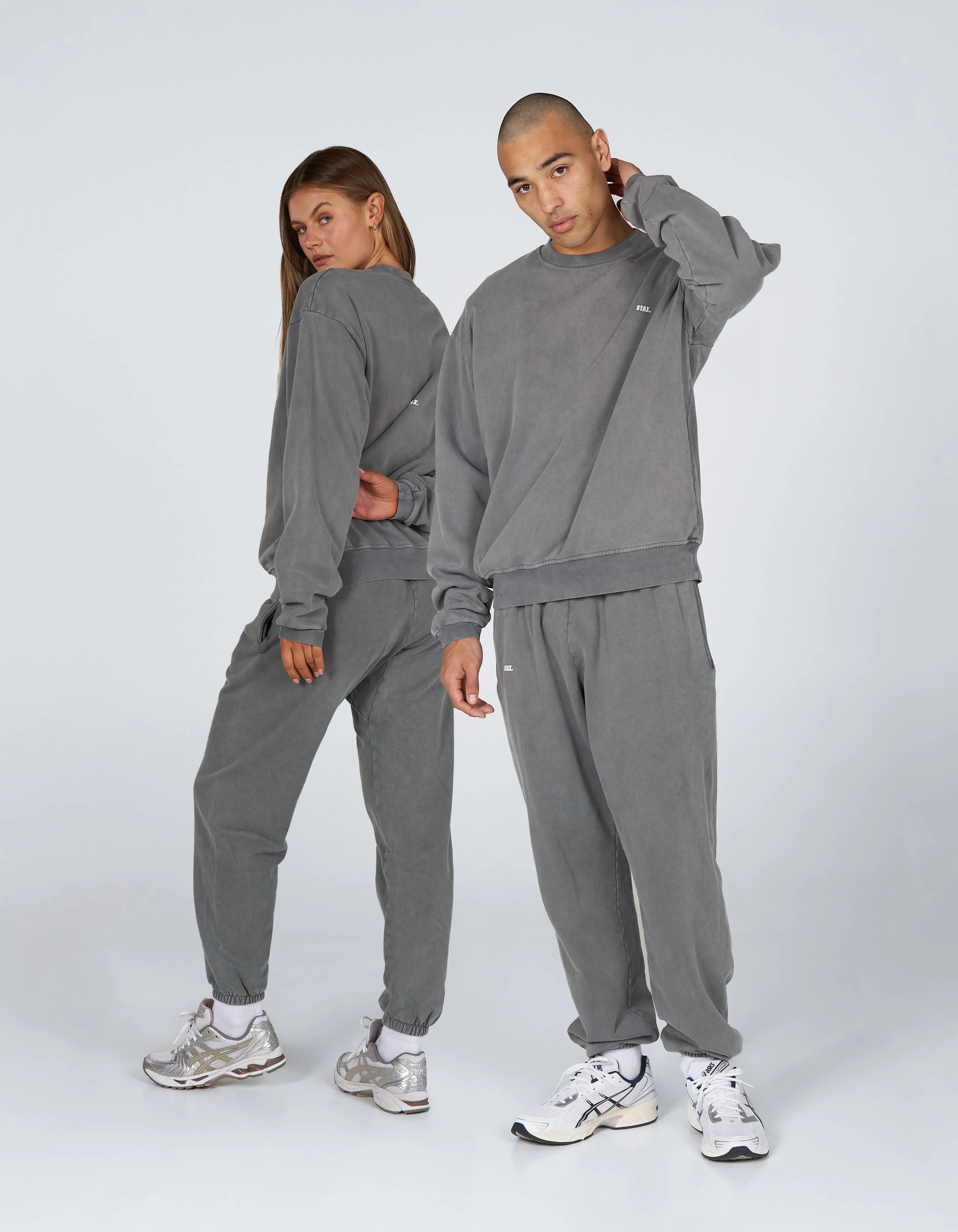 W23 Joggers- Stone